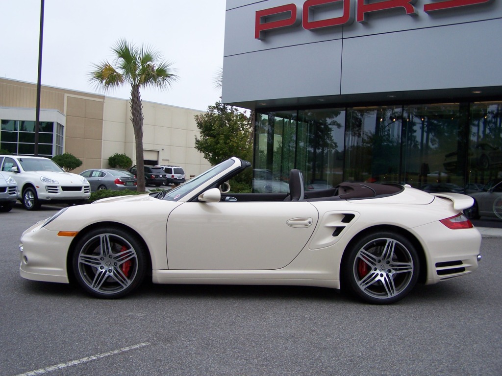 Creme White Porsche Colors