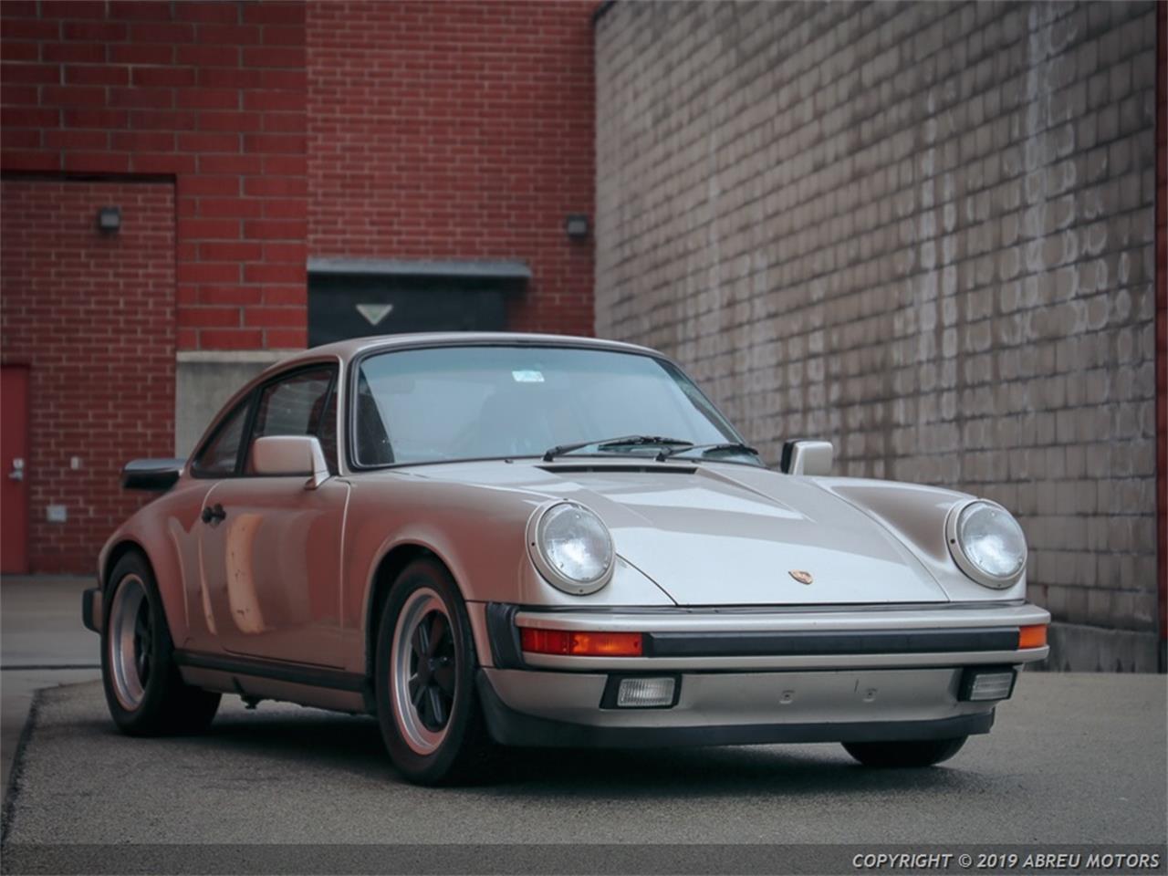 Linen Grey Metallic Porsche Colors