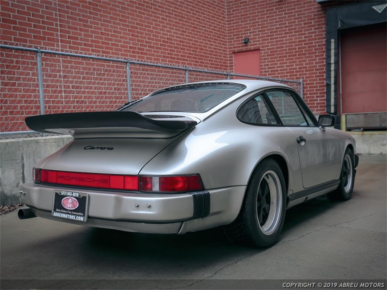 Linen Grey Metallic Porsche Colors